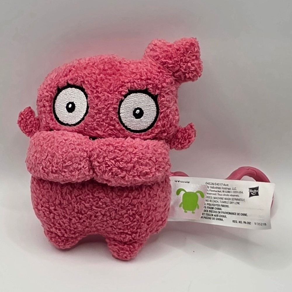 Hasbro UglyDolls Moxy Plush Clip Pink Sherpa Bag Charm E4528 3.5x4.5in